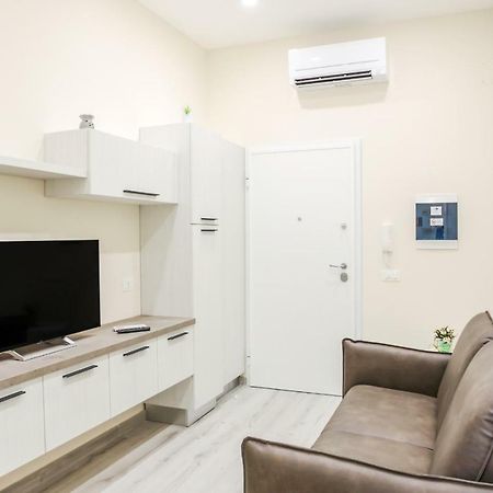 Bari Centrale Railway Station Apartment Exterior foto