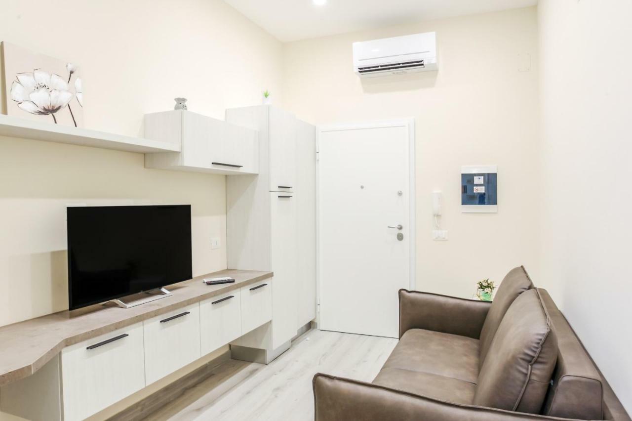 Bari Centrale Railway Station Apartment Exterior foto