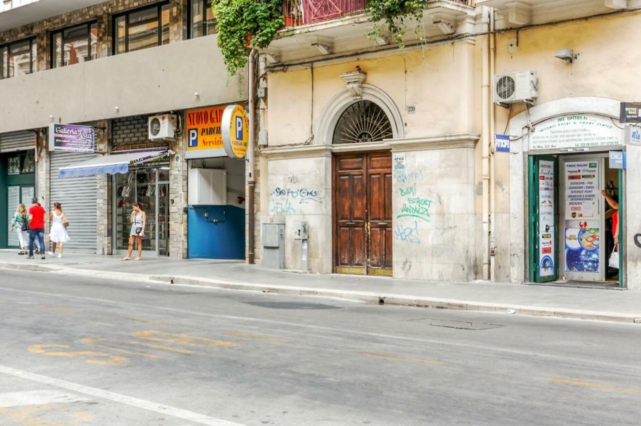 Bari Centrale Railway Station Apartment Exterior foto